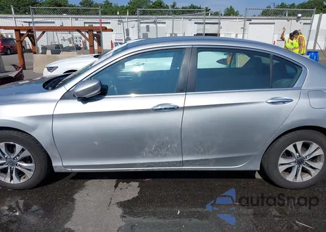 2015 Honda Accord Lx z USA, uszkodzony, nr VIN 1HGCR2F33FA160958